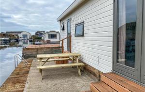 2 Bedroom Lovely Home In Breukelen