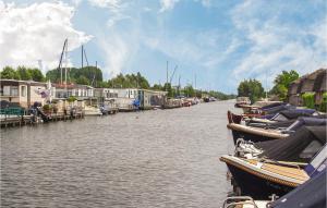 2 Bedroom Lovely Home In Breukelen