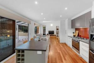 Archies - private coastal sanctuary, perfect for familes, linen included