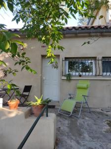 Sejours chez l'habitant Chambre privee avec parking : photos des chambres