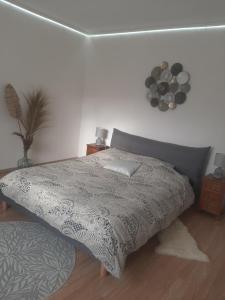 Appartements Gite a la campagne avec piscine : photos des chambres