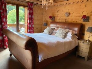 Chalets Family Chalet, Stunning Views & New Hot Tub : photos des chambres