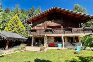 Family Chalet, Stunning Views & New Hot Tub