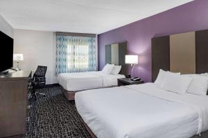 Queen Room with Two Queen Beds room in La Quinta by Wyndham Chattanooga - East Ridge