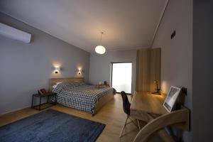 Super modern minimal flat nr metro & arch. Museum
