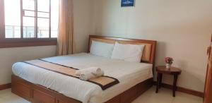 NAVY HOME HOTEL โรงแรมเนวี่โฮม