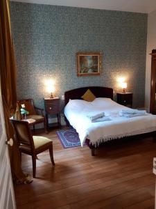 B&B / Chambres d'hotes Chateau Maleplane : photos des chambres