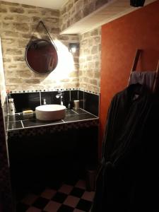Appartements LOVE ROOM Le rouge et noir : photos des chambres