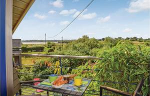 Nice Home In Plounéour-Trez With Sauna