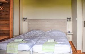 Maisons de vacances Amazing home in Plounour-Trez with 3 Bedrooms, Sauna and WiFi : photos des chambres