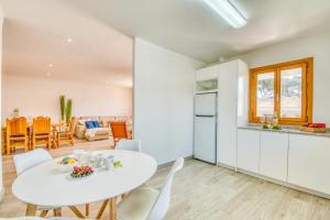 Ideal Property Mallorca - Pins 441