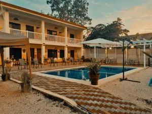 Cabinas El Colibri - Carrillo