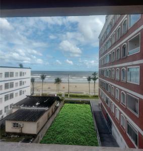 Apartamento a 50 mt da praia, tudo novo
