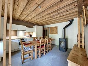 CHEZ HENRI Appartement 4 a 6 personnes proche remontees mecaniques