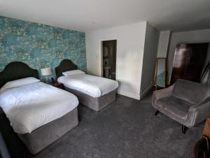 Twin Room room in The Cottage Hotel