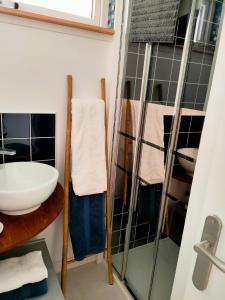 Appartements Appartement T1bis tout confort : photos des chambres