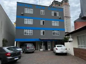 Hotel San Carlos - 布卢梅瑙