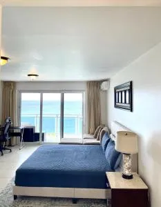 Maho Beach House - Grand Studio - OceanView Suite - Maho Reef