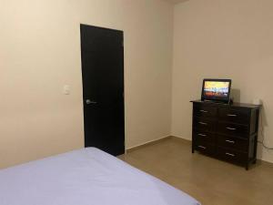 Paradisiaca casa con Laguna y Alberca