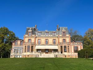 B&B / Chambres d'hotes Chateau de Crenille : photos des chambres