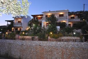 Villa Maraki Skiathos Greece