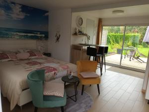 Chez claudine - Ubytování bez kategorie ve městě Favières