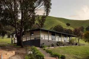 The Village Green Bunkhouse - Strath Creek