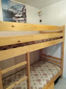 Appartements Coquet Studio de 4 personnes aux Carroz - Balcon et Wifi : photos des chambres