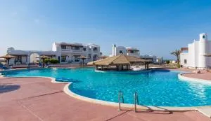 Beach safari nubian resort - أبو غصن