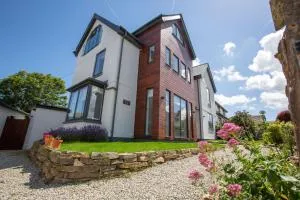 St Helen’s House - St. Issey