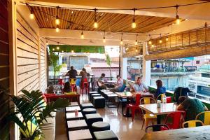 THE PLACE Hostel Battambang