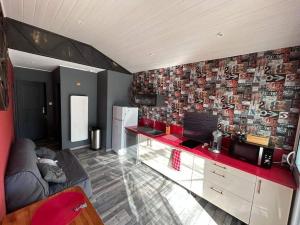 Appartements Appartement tres agreable proche tous commerces : photos des chambres