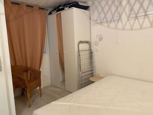 Appartements Superbe appartement dans villa avec Jardin : photos des chambres