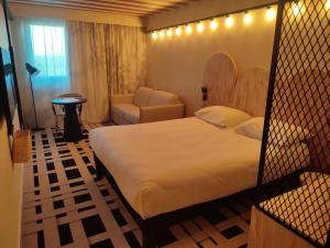 Hotels ibis Styles Montauban : Chambre Familiale avec Lit Double et Canapé-Lit