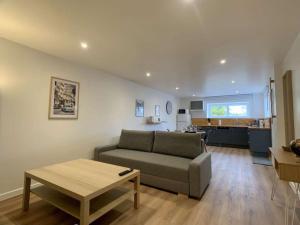 Appartement moderne avec parking gratuit