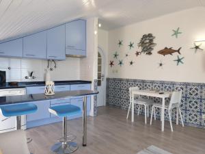 BLUE HOUSE SESIMBRA with parking