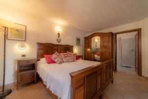 Superior Quadruple Room with Private Bathroom