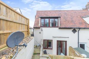 5 Stable Cottages , Hartington Road, Cromer.North Norfolk. NR27 0EJ