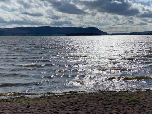 Loch Leven Getaway - 2 bed house