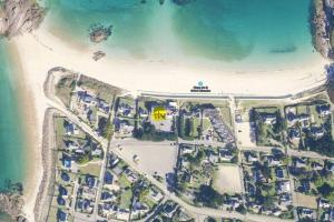 Appt les pieds dans leau