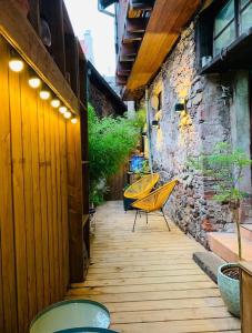 Maisons de vacances La Maison Rouge Au coeur de la ville. : photos des chambres