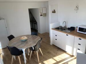 Appartements LE Clos De Beauchamps L'Entre 2 baies Accueil Velo : photos des chambres