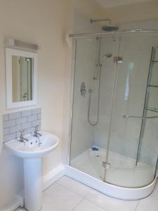 Villa Muneera - rural retreat in the heart of Pembrokeshire