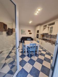 Belvedere Apartments B