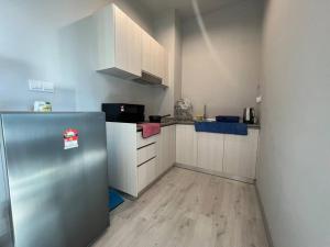 TK Homestay - Sea View and Mount Kinabalu View