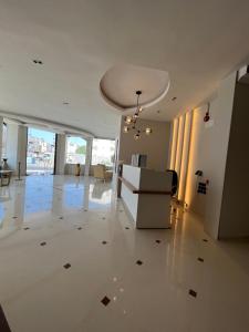 رواق الضيافة للشقق المخدومة RWAQ Hotel