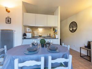 Appartement 6 pers proche pistes avec parking - FR-1-296-449