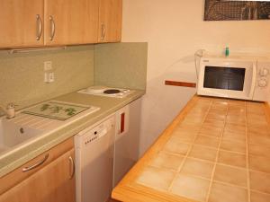 Studio rénové 6 pers, accès direct pistes, proche télésiège, balcon exposé Ouest - FR-1-322-502