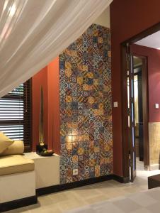 Phòng Deluxe giường có 4 cột (Deluxe Poster Bed Room)