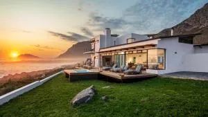OnTheRocksBB Solar Powered Guesthouse and Ocean Lodge - Bettyʼs Bay